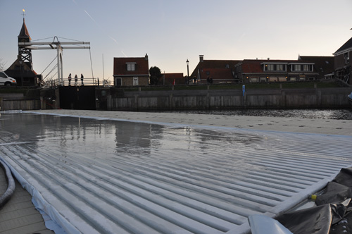 Begin april 2009: ijs in de haven van Hindeloopen