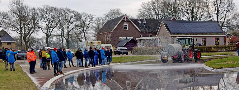 besproeien ijsbaan Noordlaren