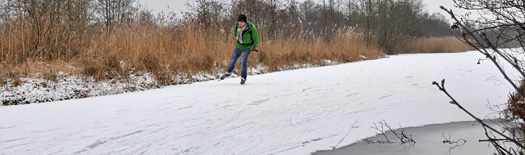 Schaatsen op sneeuwijs